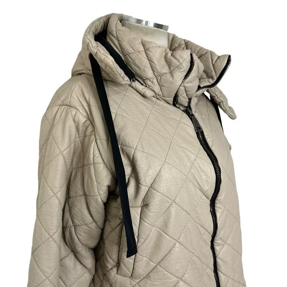 STEVE MADDEN Hayle Jacket in Beige Small Womens Vegan Coat Faux Leather - Picture 9 of 16